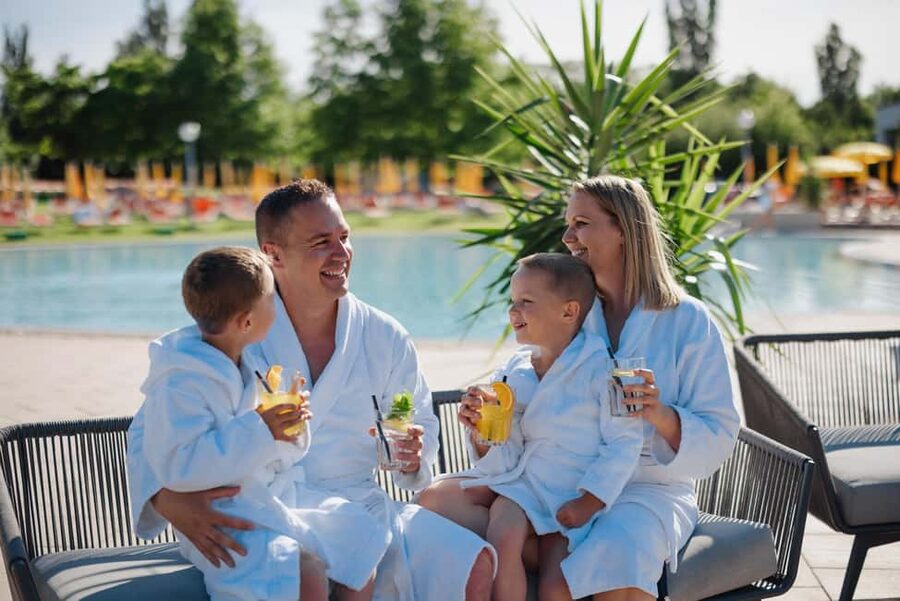 Therme Laa Wellness Day: Spa Escape Near Vienna - Key points to know before you book