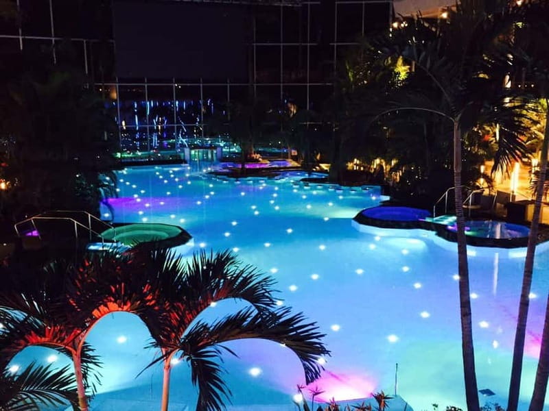 Therme:Spa Day at the biggest oasis of Relaxation《Bucharest》 - What this Bucharest spa day is really like