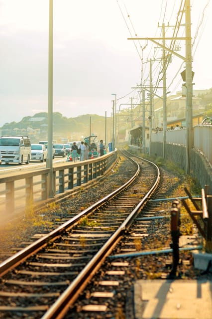Tokyo: 2-Day Mt. Fuji, Kamakura and Izu Hot Springs Tour - Kamakura’s coast, Enoden, and a major warning