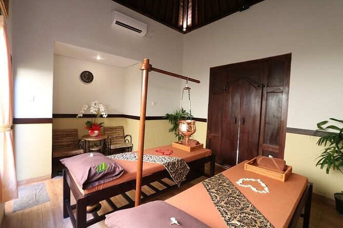 Traditional Bali Massage Lulur & Spa Treatment 2 Hours - The flower bath and private rooms