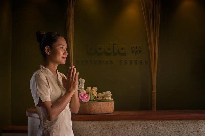 Traditional Head, Back & Shoulder Massage in Siem Reap - The spa atmosphere is part of the value