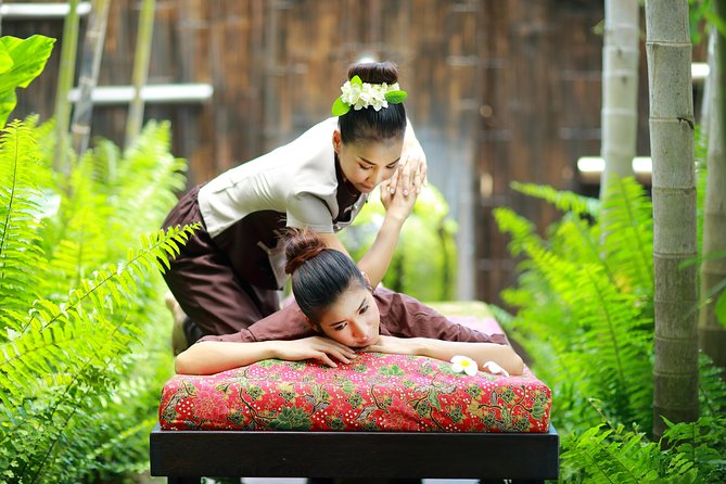 Traditional Thai Massage at award winning Fah Lanna Spa - Old City branch - Two hours of traditional Thai care in Chiang Mai