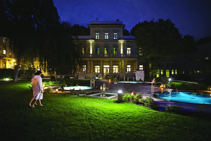 Turin: QC Termetorino Spa Admission Ticket - A Turin spa inside a historic building
