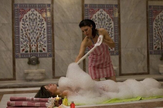 Turkish Bath tour in Antalya Türkiye - Sauna and steam room: warming up properly