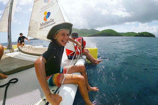 Two Hours of Sailing and Relaxation in the Bay of Saintes - Learning the ropes with Arnaud