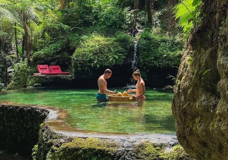 Ubud: Floating Breakfast, Jungle Swing & Spa Romantic Tour - Physical effort, clothing, and practical planning