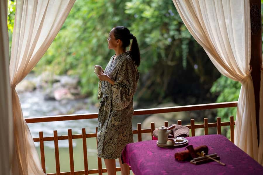 Ubud: Riverfront Massage & Flower Bath at Ayusha Wellness - How the $18 price works in real terms