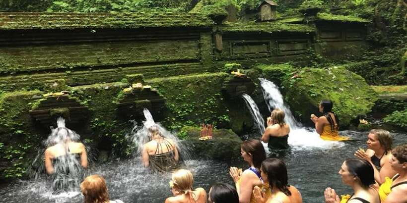 Ubud: Wellness Retreat with Massage, Yoga Class, and Lunch - Starting with a sacred water ritual at Mengening Temple
