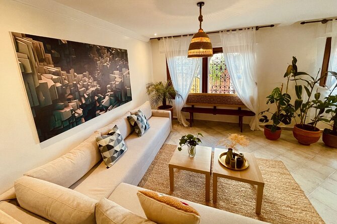 Ultimate relaxation Pack 45min floating session and 45min Massage - The shower and transition to massage