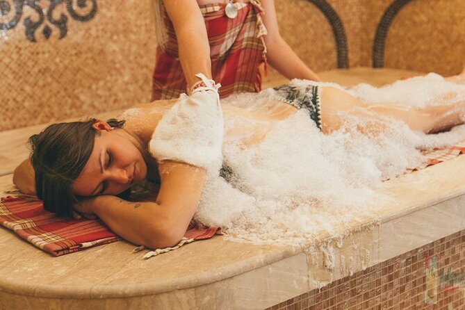 Ultimate Relaxation: Turkish Bath & Full Body Massage in Hurghada - Towels, welcome drink, and the small comforts