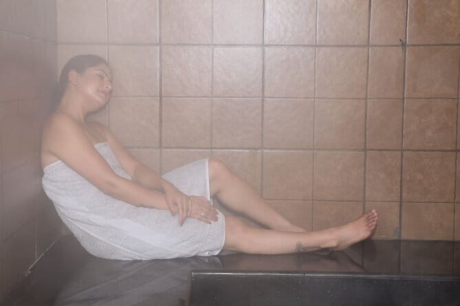 Unlimited Sauna Steam and Jacuzzi - What happens when you arrive