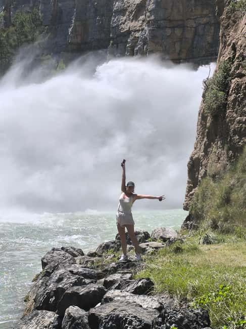 Valencia: Montanejos Thermal Spring & Girlfriend Waterfall - Should you book the Montanejos tour?
