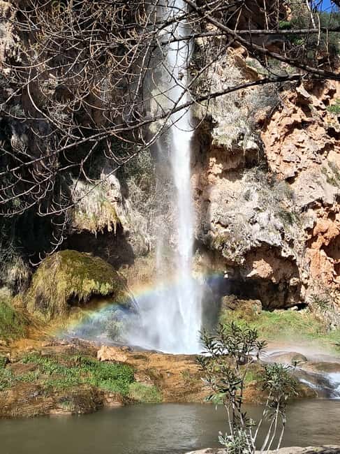 Valencia: Montanejos Thermal Spring & Girlfriend Waterfall - Guides who shape the experience
