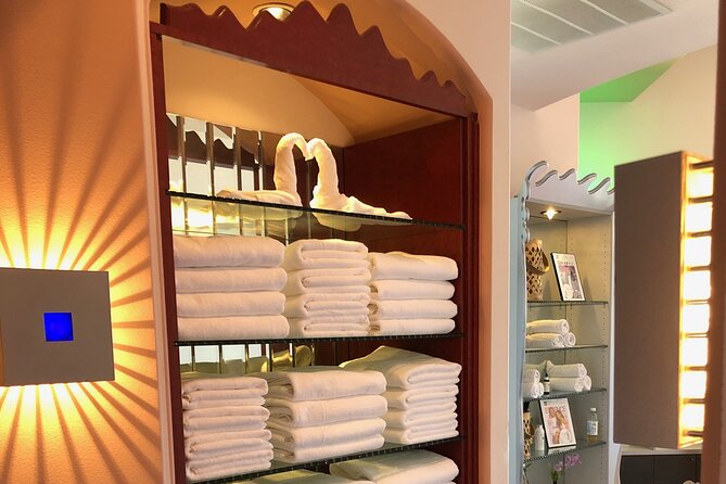VIP 90-Minute Reflexology & Hot Stone Massage Combo - Key points to know before booking