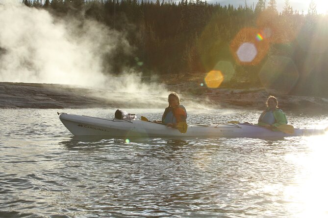 Yellowstone Lake & Hot Springs / 3 Hour Morning or Twilight Tour - What the guides add